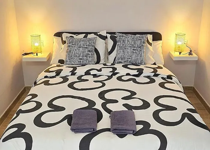 Acogedor Estudio En El Centro De *