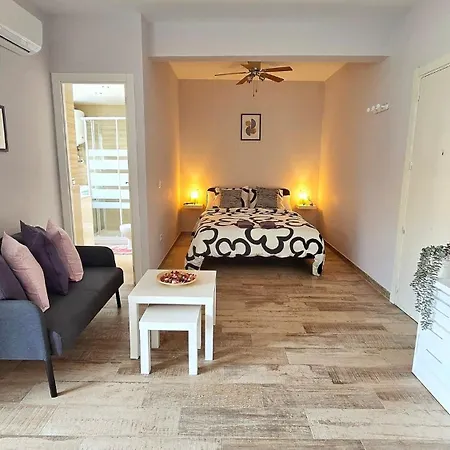 Acogedor Estudio En El Centro De Торремолинос